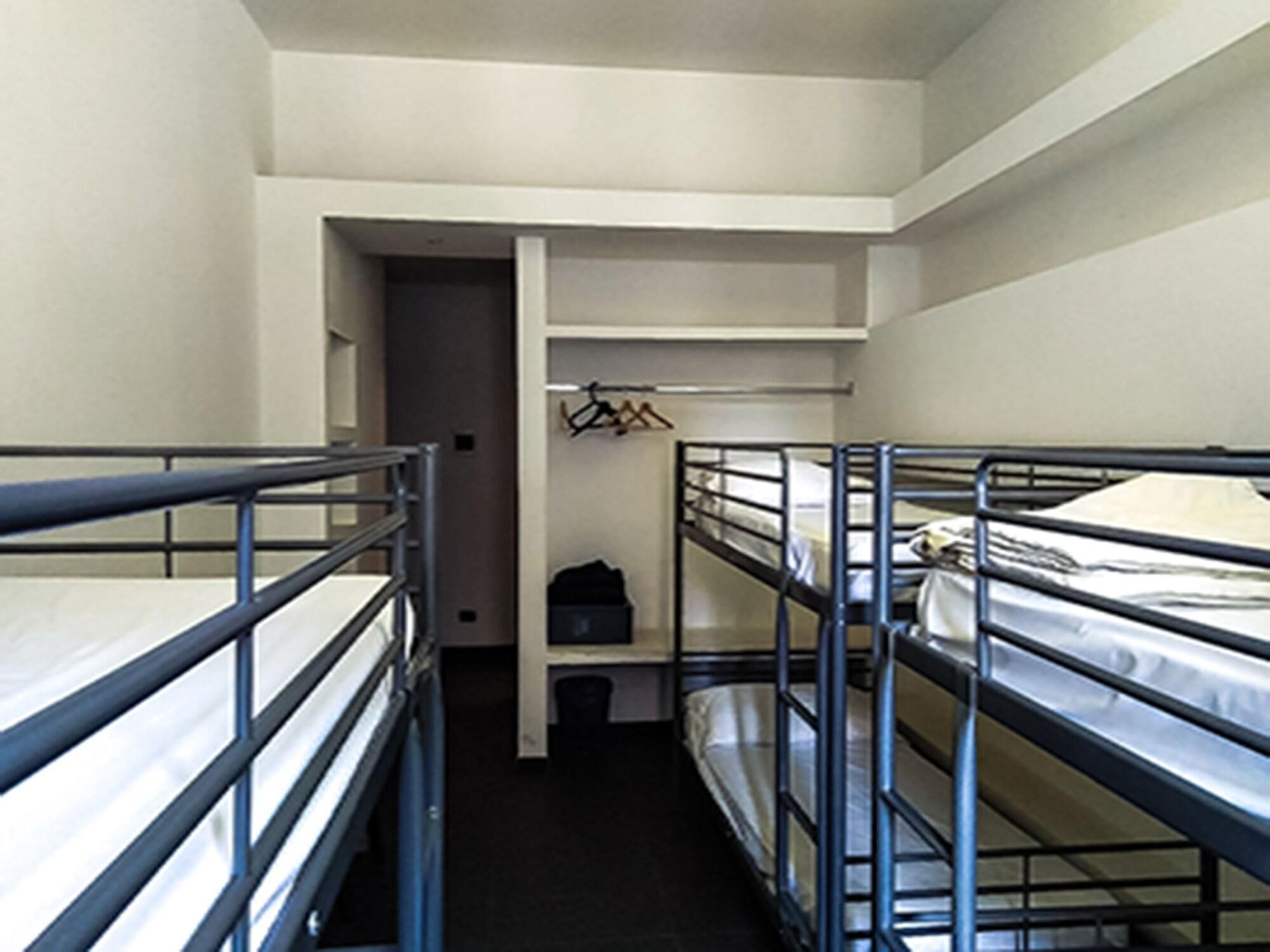 M&J Place Hostel Rome Exterior photo