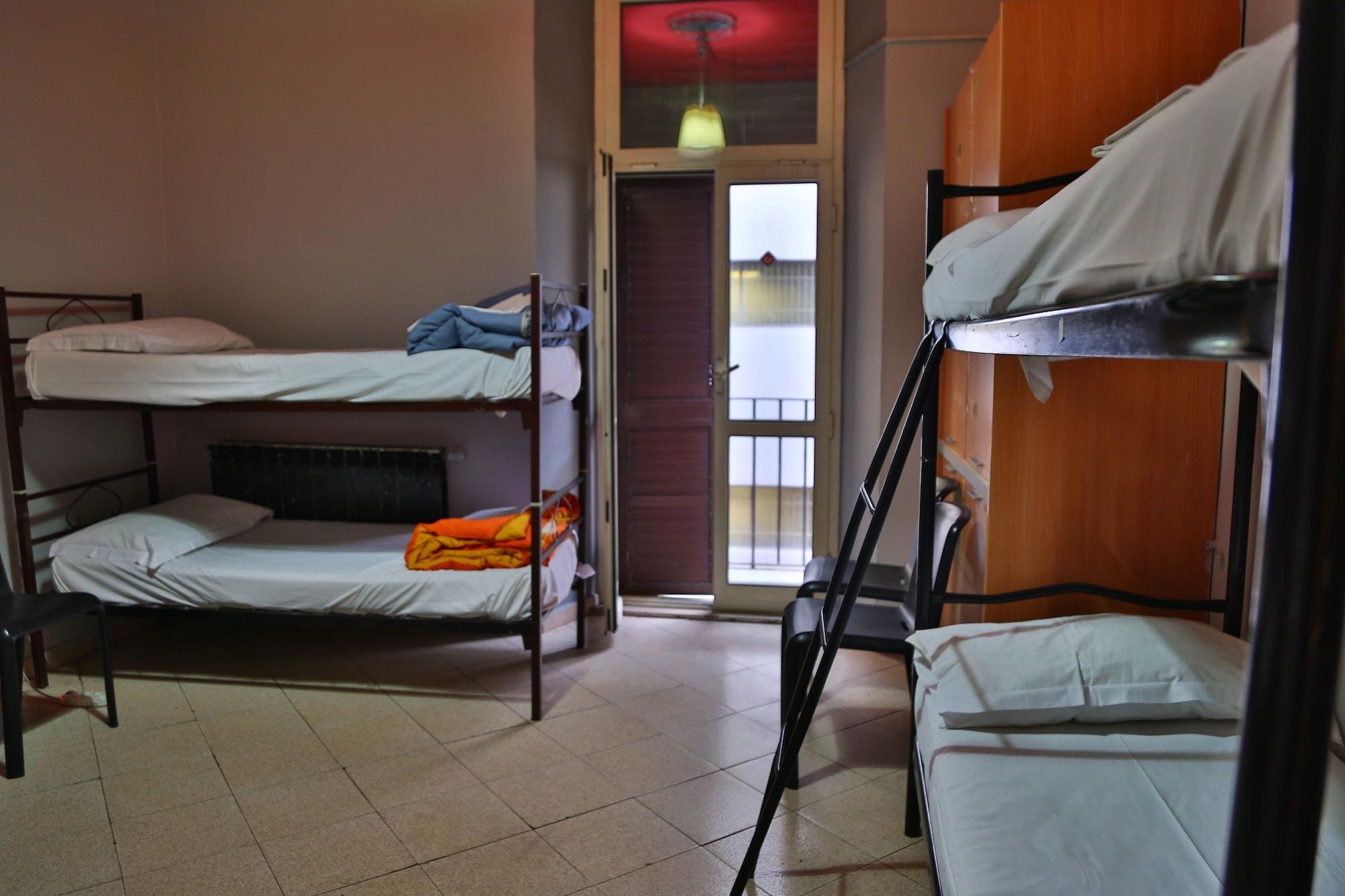 M&J Place Hostel Rome Exterior photo